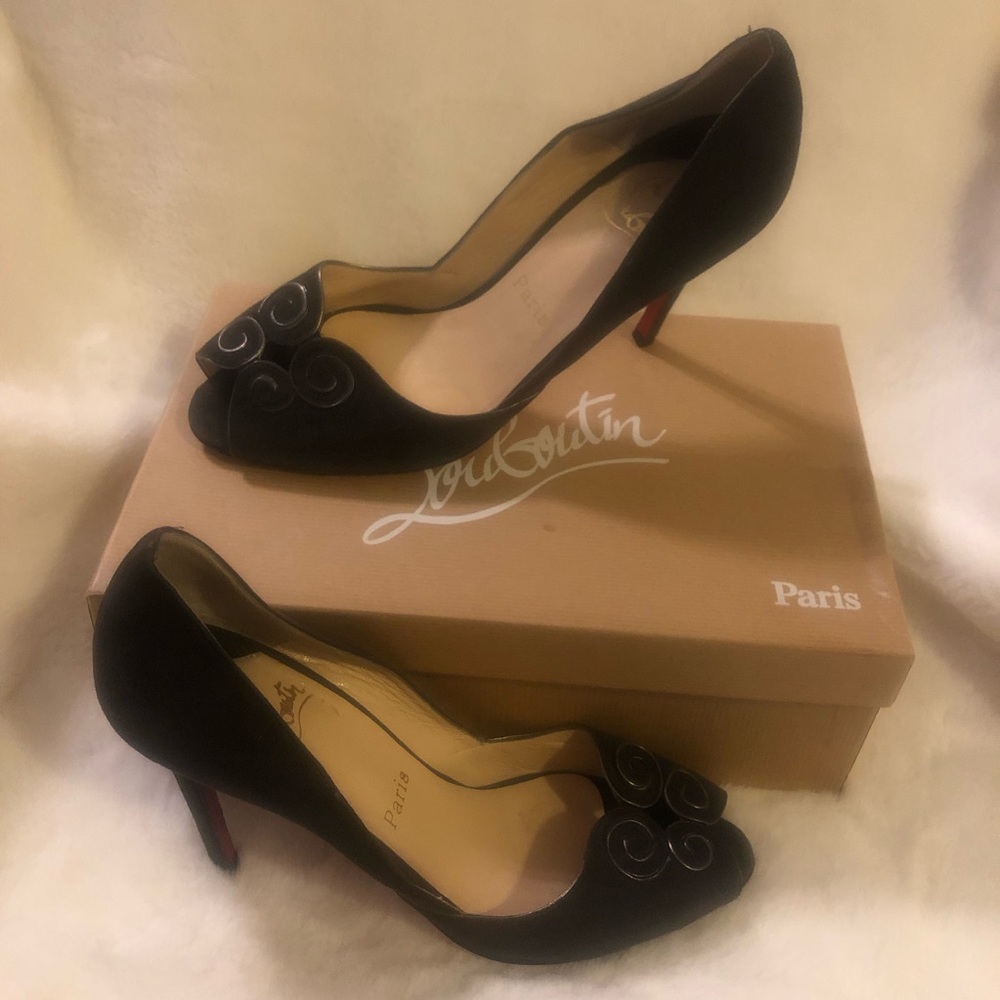 Christian Louboutin Gray Peeptoe Pumps 39.5 / 9.5